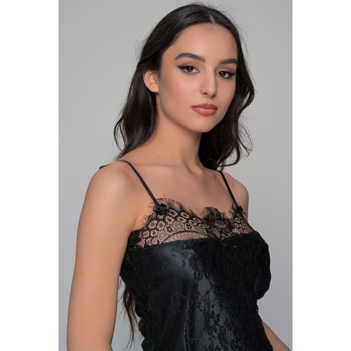 Δαντελένιο Νυχτικάκι με Επένδυση Σατέν Σετ με Ασορτί String - Μαύρο