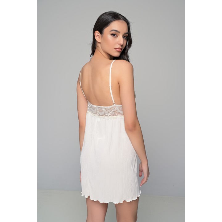Νυχτικό με Ύφασμα Πλισέ και Δαντέλα Σετ με Ασορτί String - Ιβουάρ