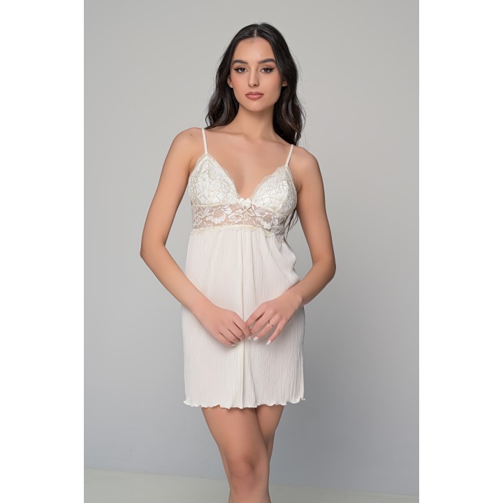 Νυχτικό με Ύφασμα Πλισέ και Δαντέλα Σετ με Ασορτί String - Ιβουάρ